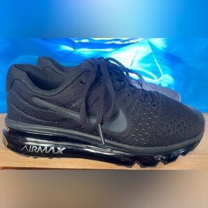 Nike Air Max Women's Black Athletic Shoes